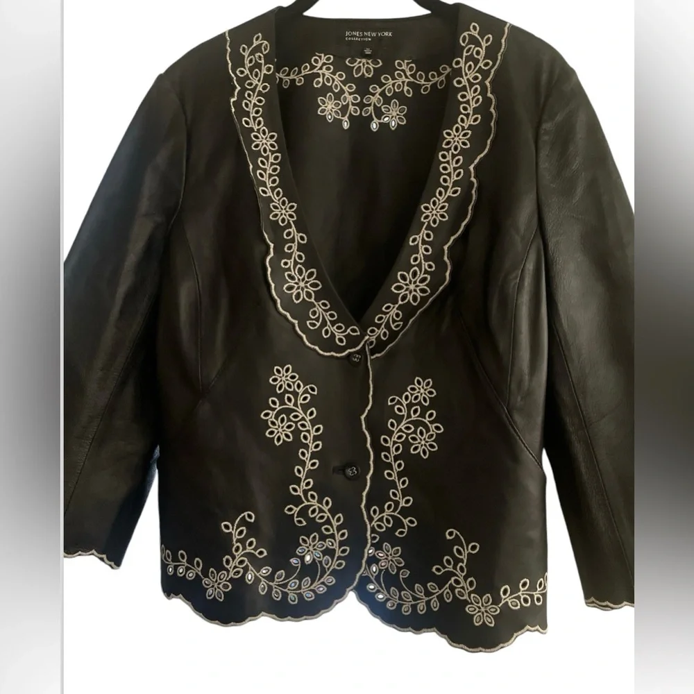 Jones New York 100% Leather Jacket - Picture 2 of 5